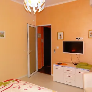 Апартаменты Orange Flower 1, София